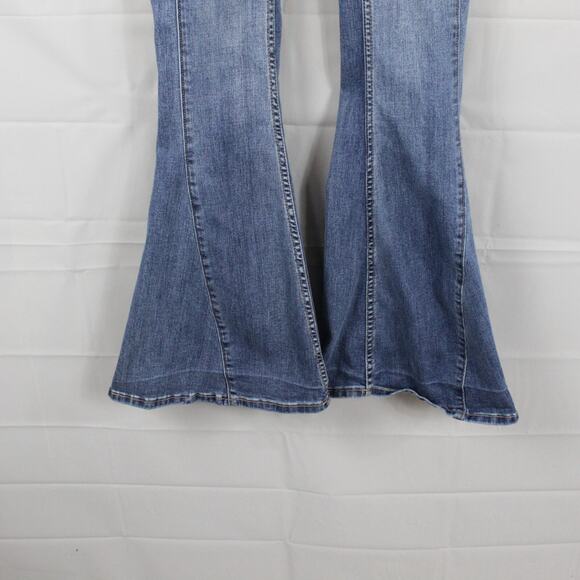 We The Free People Jeans 25 Dream Lover Flare Bell Bottoms Blue Boho Festival - Picture 6 of 16